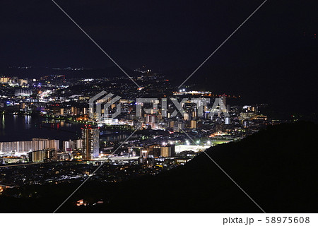 【滋賀県】大津市街地の夜景 【滋賀県】大津市街地の夜景 58975608