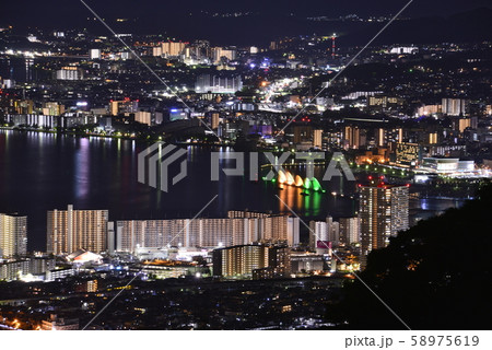 【滋賀県】大津市街地の夜景 58975619