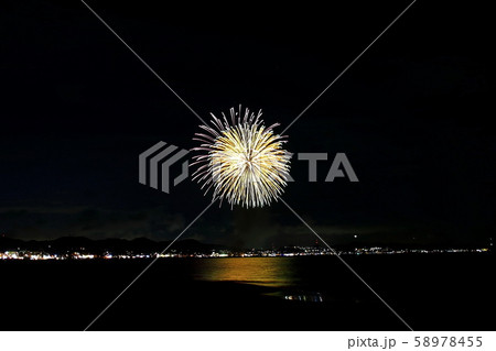 花火 三浦海岸納涼祭り 花火大会 19年 神奈川県の写真素材