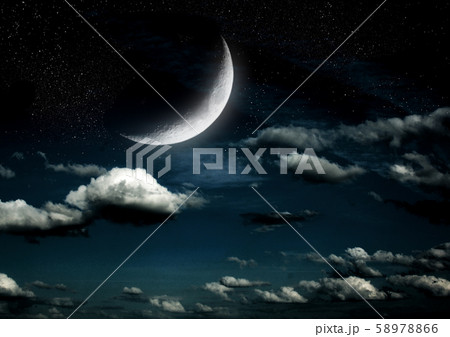 The moon in the night skyのイラスト素材 [58978866] - PIXTA