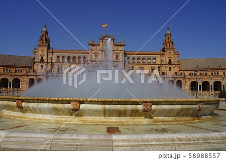 スペイン セビリア スペイン広場の噴水の写真素材 5557