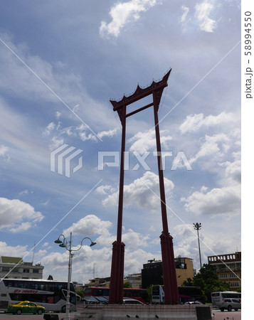 タイ ワットスタット 鳥居 タイ ワットスタット 鳥居 58994550