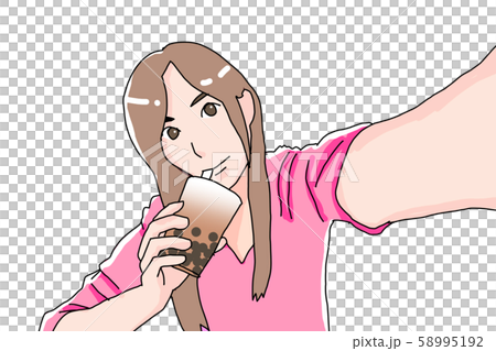 女人喝木薯奶茶時採取自拍照 58995192