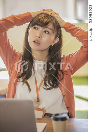 オフィスレディ 58995923
