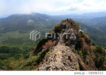 戸隠山 蟻の塔渡り 戸隠山 蟻の塔渡り 58996315