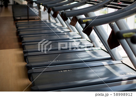 gym gym 58998912
