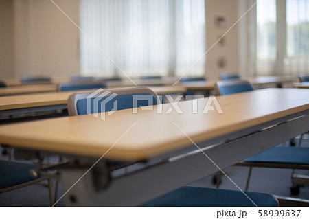 セミナールーム　研修会場　講習会 58999637