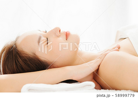女性　エステ 58999779