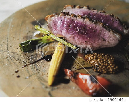 鴨のロースト 59001664