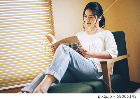 女性　ライフスタイル　雑誌 59005145