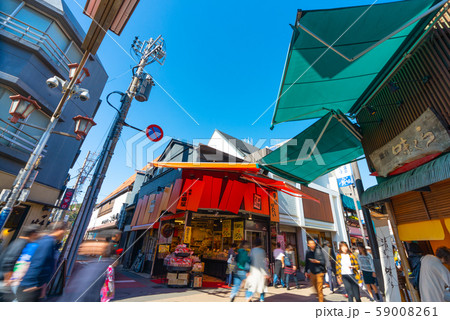 日本の鎌倉都市景観 小町通りを望む 59008261