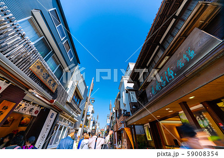 日本の鎌倉都市景観 小町通りを望む 59008354