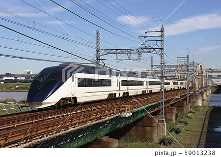 京成スカイライナー 59013238