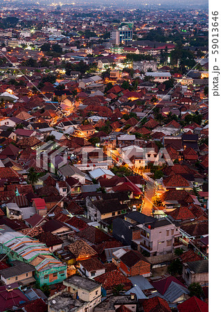 インドネシア・パレンバン都市風景 夜景 インドネシア・パレンバン都市風景 夜景 59013646