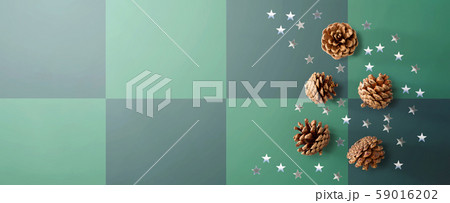 Christmas pinecones with star confetti Christmas pinecones with star confetti 59016202