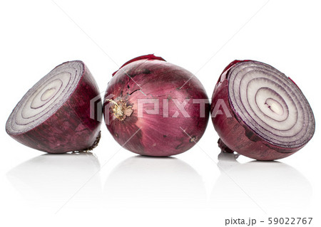 Fresh red onion isolated on white 59022767