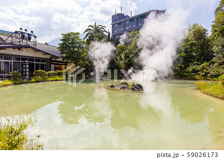 白池地獄　大分県大分市 59026173