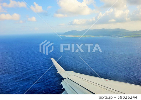 徳之島子宝空港 正面が徳之島 素材 背景 徳之島子宝空港 正面が徳之島 素材 背景 59026244