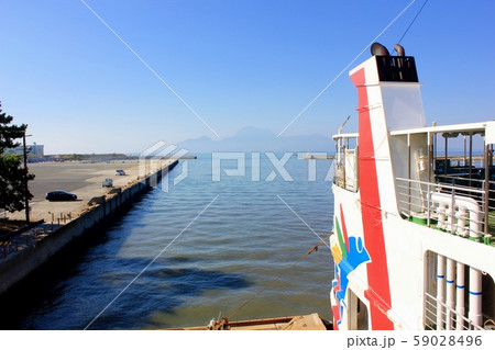 いざ出発｜フェリー出航の時 59028496