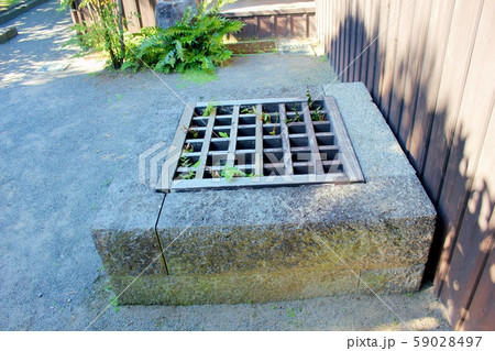 閉ざされた井戸 59028497