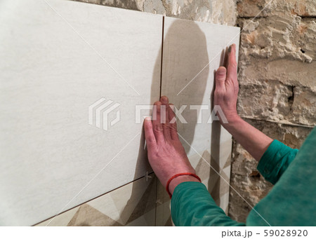 Repair and finishing works 59028920