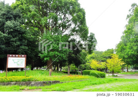 藤沢市の町並み　大庭地区の舟地蔵公園 59030631