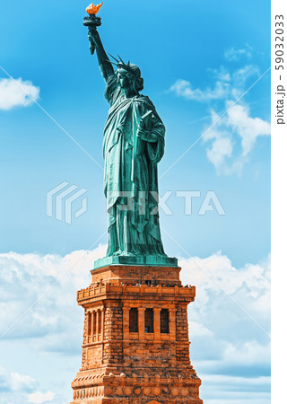 Statue of Liberty (Liberty Enlightening the world) 59032033
