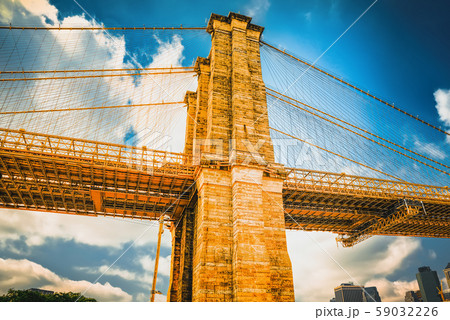 Suspended Brooklyn Bridge across Lower Manhattan Suspended Brooklyn Bridge across Lower Manhattan 59032226