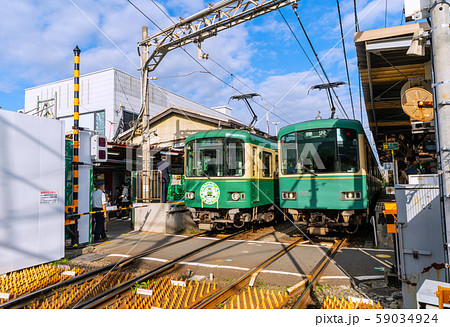 日本の鎌倉都市景観 江ノ電・長谷駅などを望む 59034924