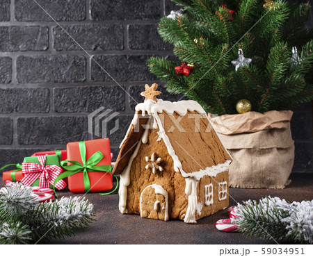 Christmas homemade gingerbread house 59034951