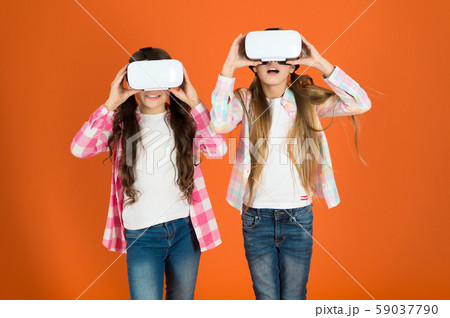 Future is present. Cyber space and virtual gaming. 59037790