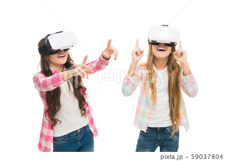 Play cyber game and study. Modern education. 59037804