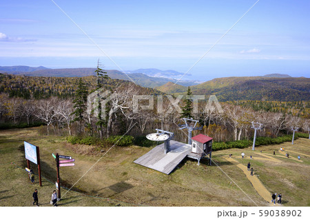 札幌国際スキー場 紅葉ゴンドラ 山頂駅からの眺め 59038902