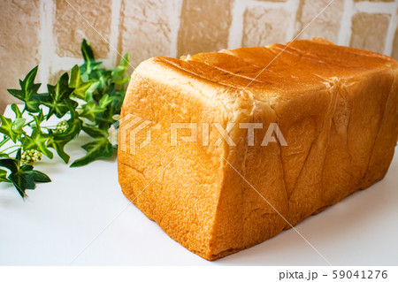 食パン 59041276