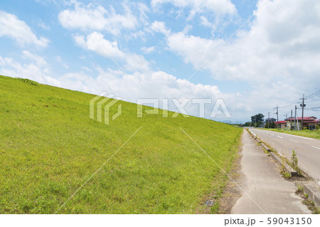 堤防 川 河川 防災 減災 土手 堤防 川 河川 防災 減災 土手 59043150