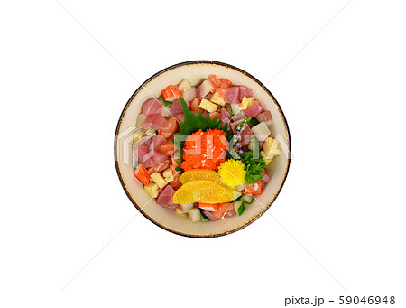Donburi variety diced raw fish with vegetable set 59046948