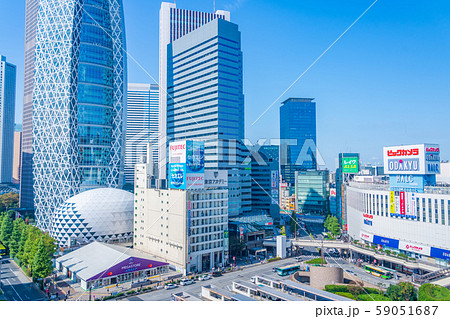 新しくなった新宿駅西口風景　（スバルビル⇒メガストア）ソニーで撮影 59051687
