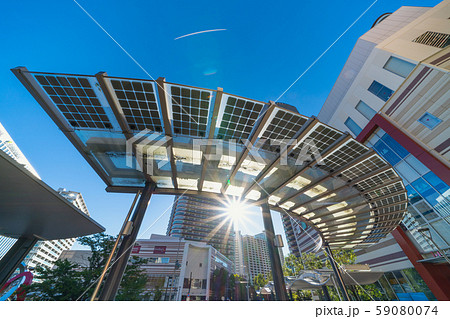 日本の川崎都市景観 武蔵小杉駅前・タワーマンション群などを望む 日本の川崎都市景観 武蔵小杉駅前・タワーマンション群などを望む 59080074