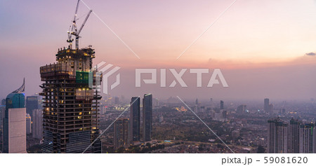 インドネシア・ジャカルタの都市風景　夕景 59081620