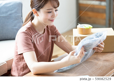 フリマアプリで断捨離イメージ フリマアプリで断捨離イメージ 59082529