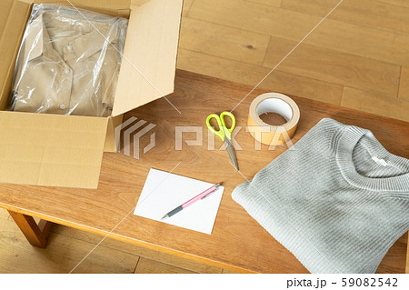 フリマアプリで断捨離イメージ フリマアプリで断捨離イメージ 59082542