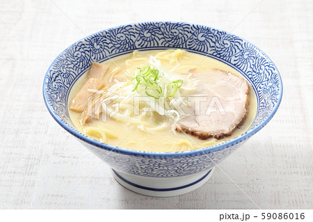 鶏白湯ラーメン 59086016