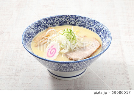 鶏白湯ラーメン 59086017