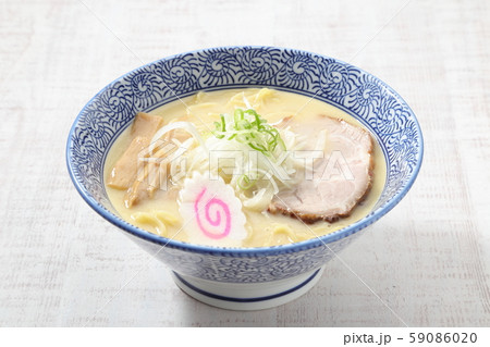 鶏白湯ラーメン 59086020