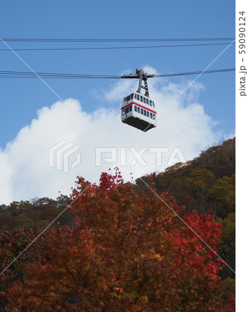 新穂高ロープウェイと紅葉・鍋平高原から 59090124