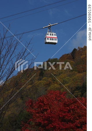 新穂高ロープウェイと紅葉・鍋平高原から 59090139