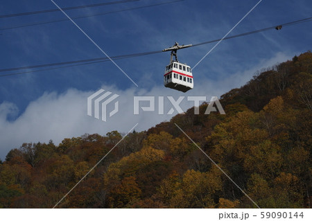 新穂高ロープウェイと紅葉・鍋平高原から 59090144