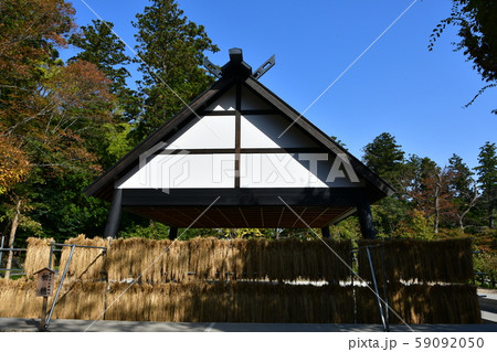 秋の弥彦神社 パワースポット 秋の弥彦神社 パワースポット 59092050