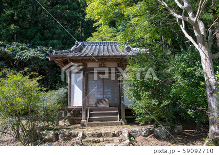 瀧岸寺　滝不動尊　埼玉県日高市 59092710