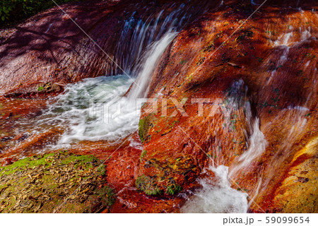 嫗仙の滝【群馬県草津町】 59099654